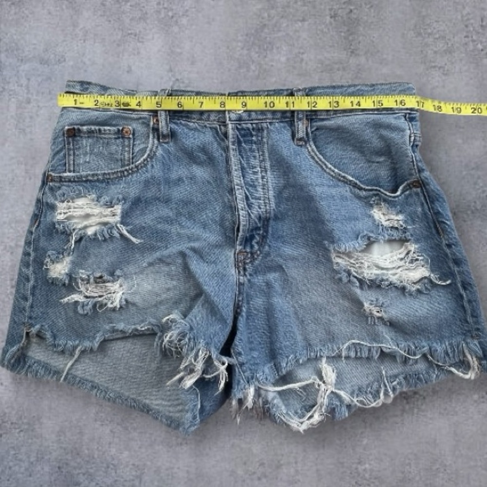 Aeropostale 90's High Rise cut-off Shorts Sz: 14 - Picture 4 of 8